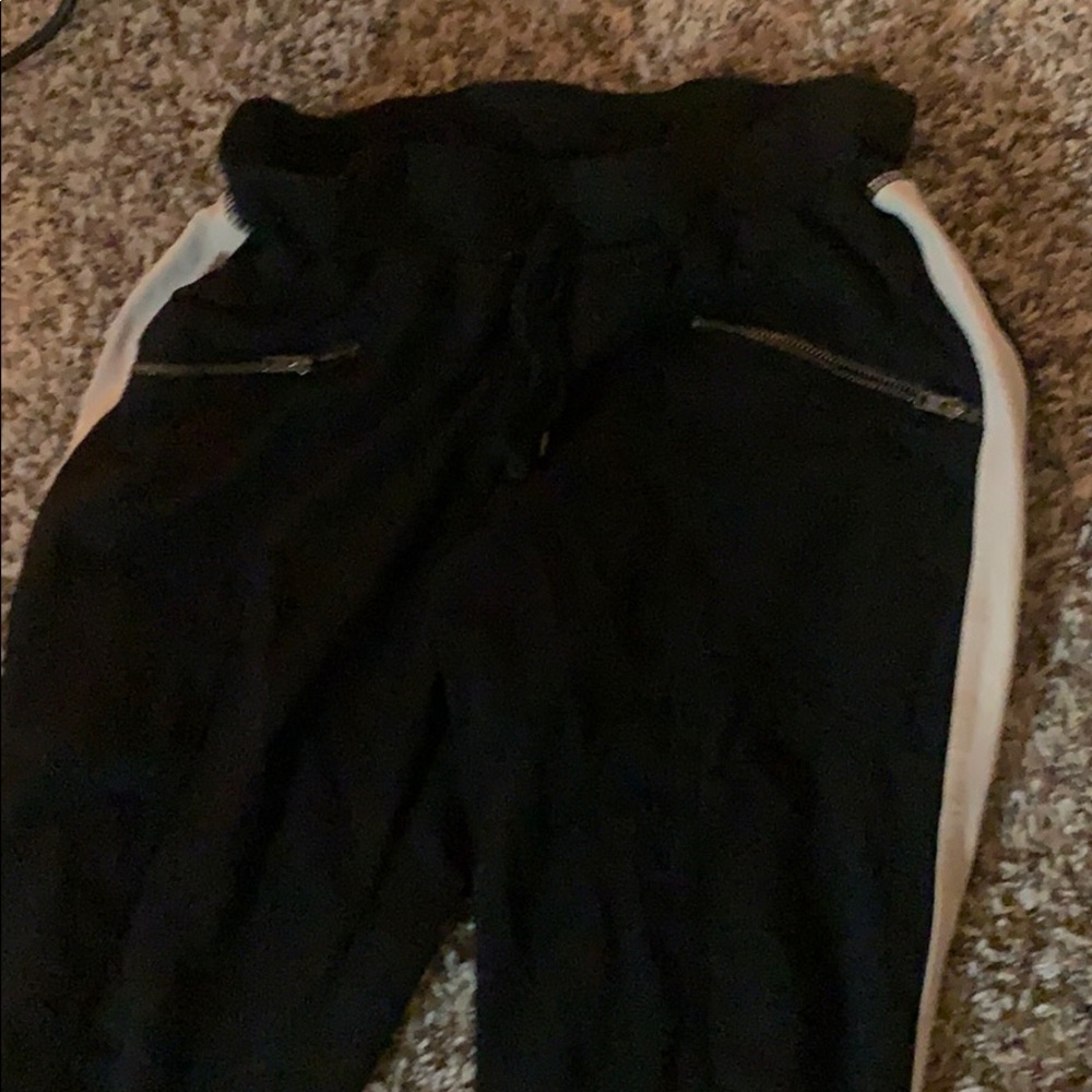 Light weight wind breaker jogger